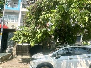 Bán nhà 4 tầng, đối diện công viên, xe hơi đỗ cửa. khu an ninh, đường bông sao, quận 8