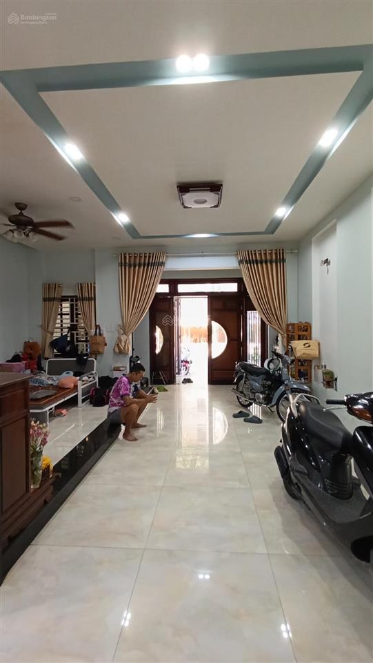 Bán nhà mặt tiền trên bến dưới thuyền, chợ hoa tết, ngang 5m, đường nguyễn văn của, quận 8.