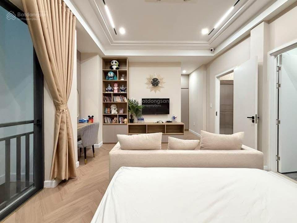 Bán biệt thự 4 tầng  nhà đẹp như tranh, gần parcmall, kdc cao lỗ, quận 8