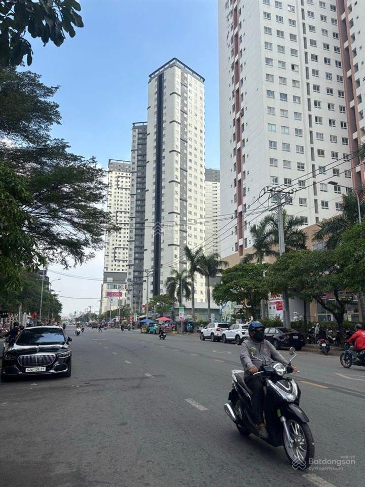 Bán biệt thự 4 tầng  nhà đẹp như tranh, gần parcmall, kdc cao lỗ, quận 8