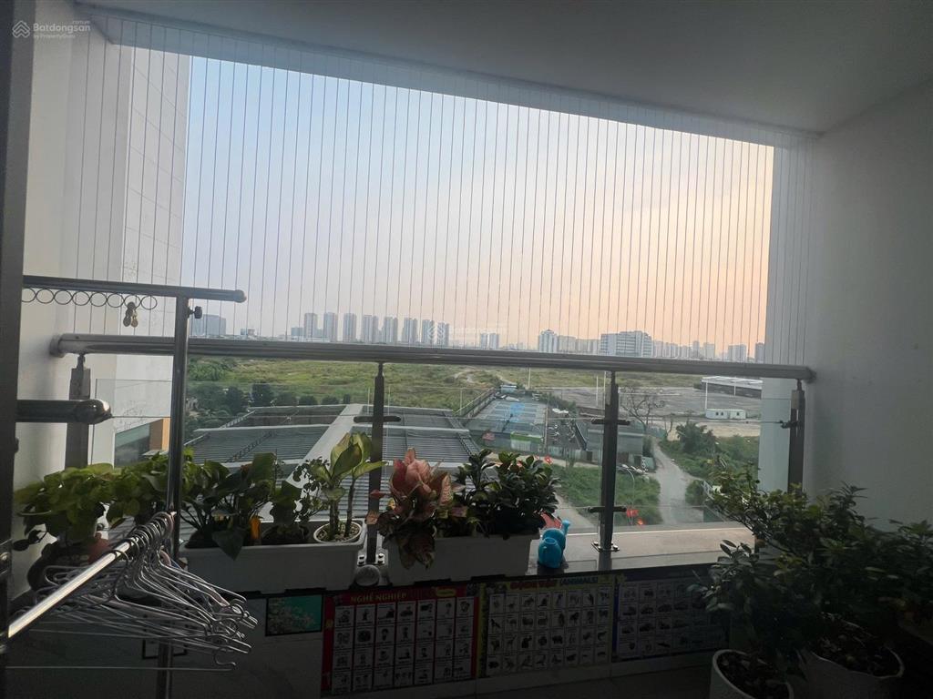 Chính chủ cần bán căn hộ hoàn thiện view đẹp, 2pn giá 6,2 tỷ