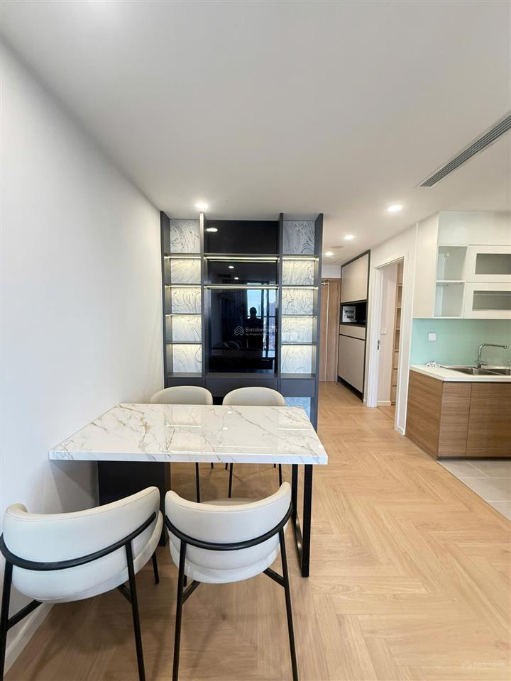 Bán cc cao cấp 90 đường láng tòa rox center/the ninety complex 70m tầng 19 giá 7.35 tỷ