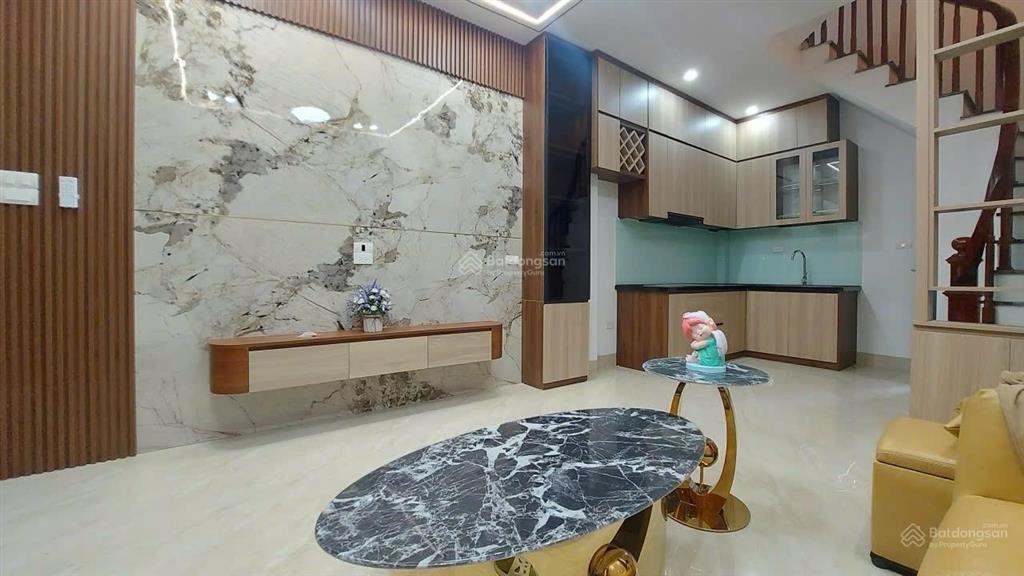 Bán nhà mới đẹp ở ngay phố bùi xương trạch dt 30m 6 tầng full nội thất giá chỉ 8,6 tỷ