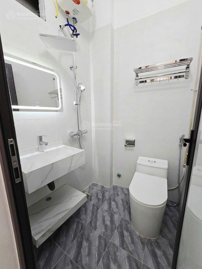 Siêu hiếm bán cc tòa ct2 {x2 trần hòa} đại kim dt 135m tầng 15 giá chỉ 8,95 tỷ