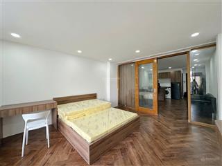 Cho thuê căn hộ 1pn tách bếp mới ban công thoáng full nội thất ngay đường 3 tháng 2 quận 10