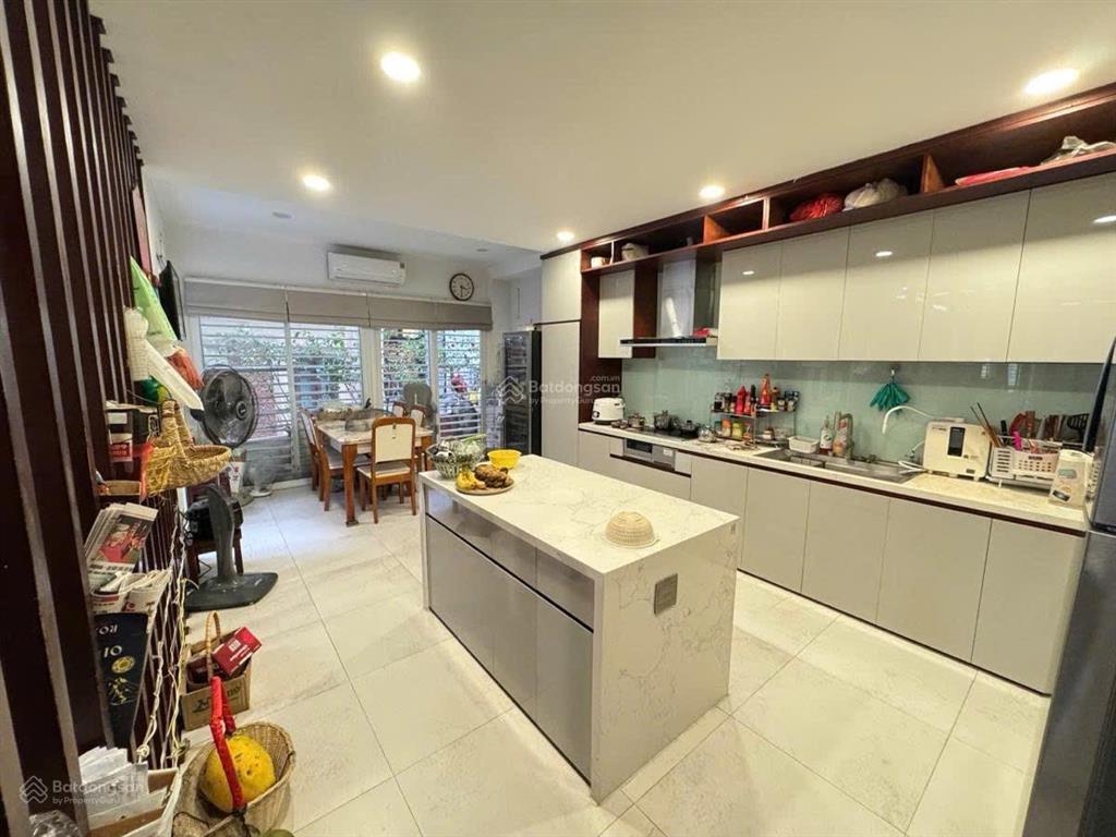 Bán nhà phân lô, ô tô tránh, lô góc phố tô vĩnh diện, 60m2, 5 tầng, 20 tỷ.