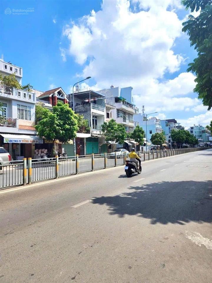 Mặt tiền kd đường lý chiêu hoàng  8 tầng + thang máy  4 x 27m  kinh doanh đỉnh.