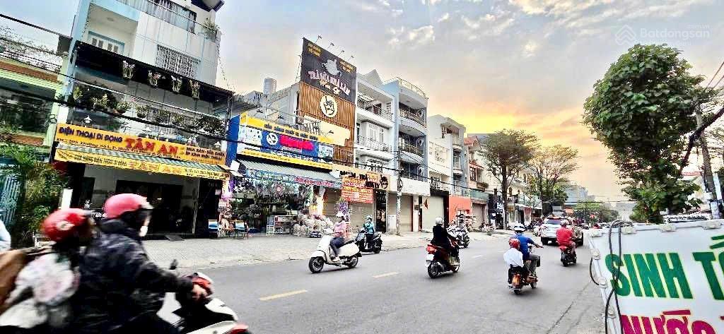 Mặt tiền kd đường số 1  khu vip tên lửa  126m²  6 x 21m  3 tầng  kinh doanh đỉnh.
