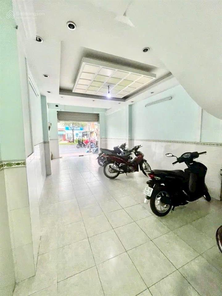 Mặt tiền kd hồng bàng, quận 6  5 tầng4 x 16m sầm uất ngày đêm không quy hoạch, lộ giới.