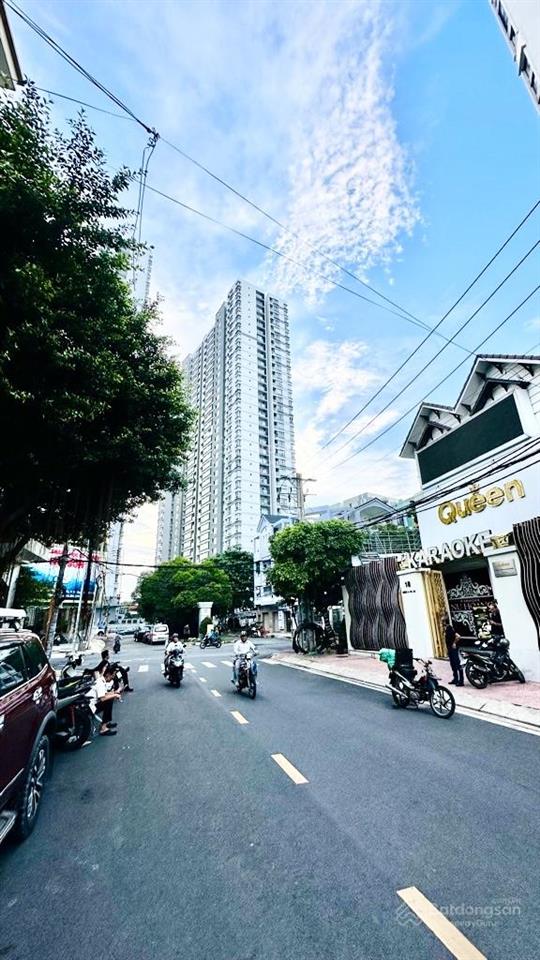 Gấp bán biệt thự mặt tiền quận 6 8 x 22m 4 tầng  khu vip bình phú 1 26 tỷ.
