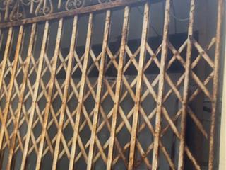 Chính chủ bán nhà định công thượng 40m2 cách phố 100m, mặt tiền 8m, giá 6 tỷ