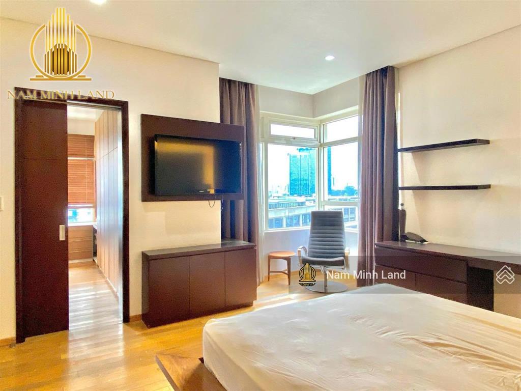 Nam minh land  bán căn hộ saigon pearl 3 phòng ngủ, nội thất mới 100%, xem nhà dễ. giá 13,x tỷ
