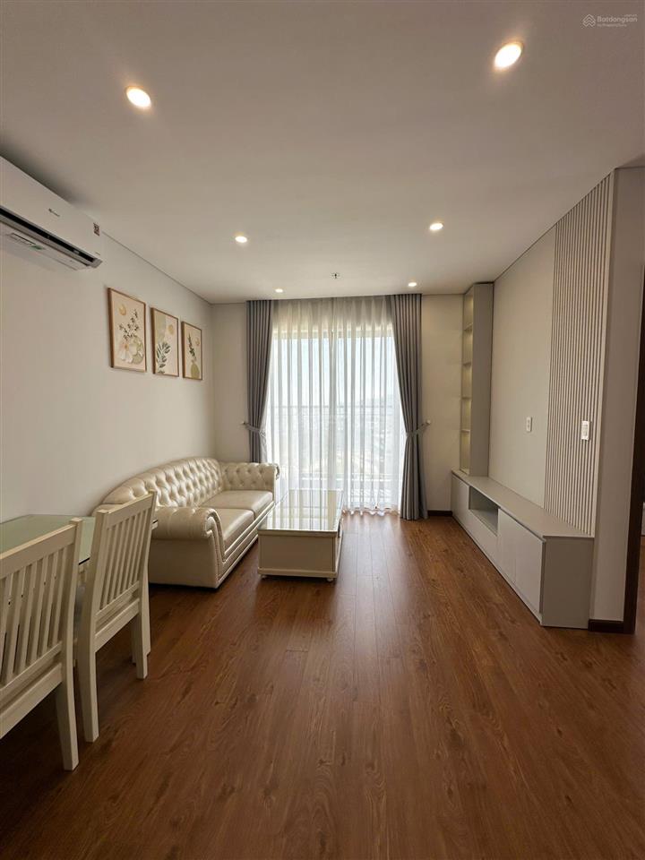 Cho thuê căn góc 2pn mia nội thất sang trọng giá 15tr