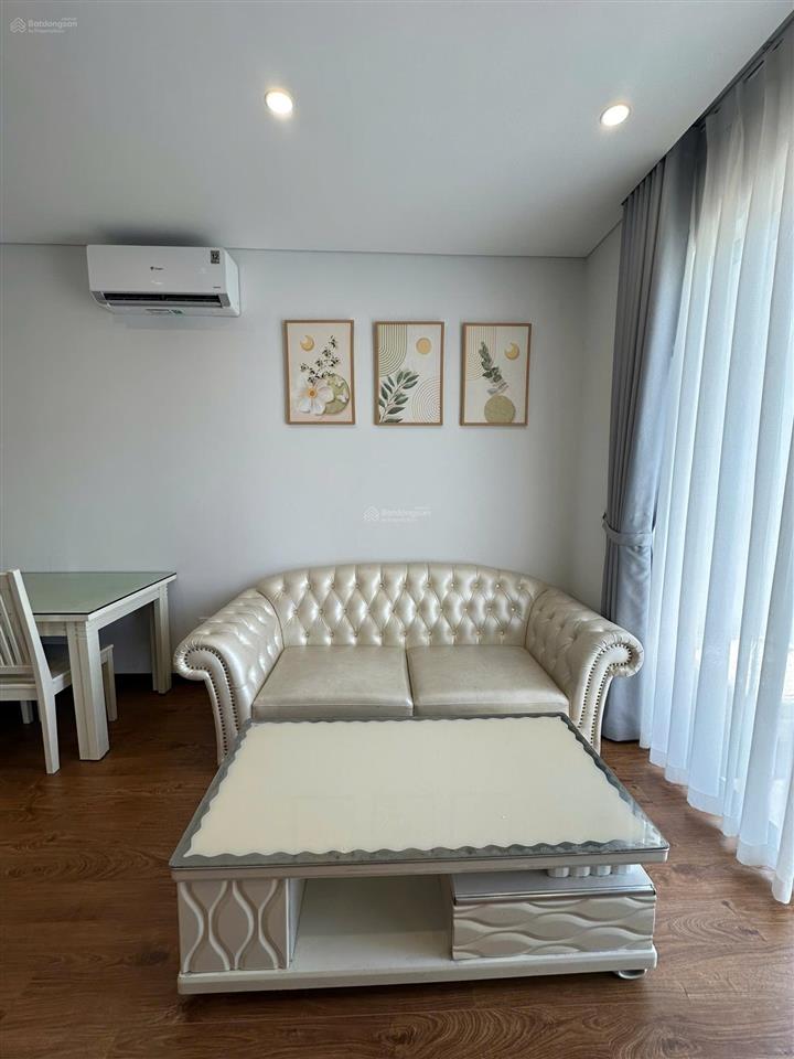 Cho thuê căn góc 2pn mia nội thất sang trọng giá 15tr