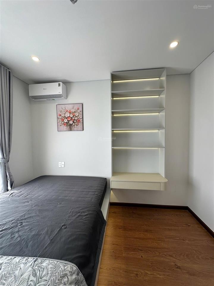 Cho thuê căn góc 2pn mia nội thất sang trọng giá 15tr