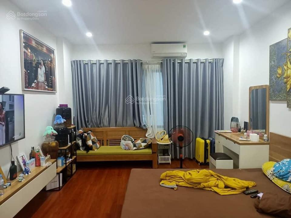 Nhà đẹp 3 tầng 96m2đường đỗ xuân hợpđối diện chợ p. longfull ntnhỉnh 10 tỷ.