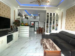 Nhà 3 tầng100 m2 đường hồ bá phấnphước long aô tô thôngở,kinh doanh9,2 tỷ