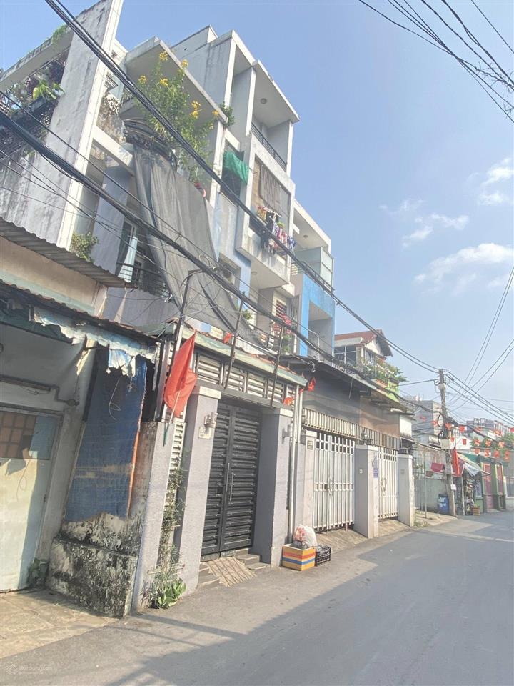 Nhà 3 tầng100 m2 đường hồ bá phấnphước long aô tô thôngở,kinh doanh9,2 tỷ