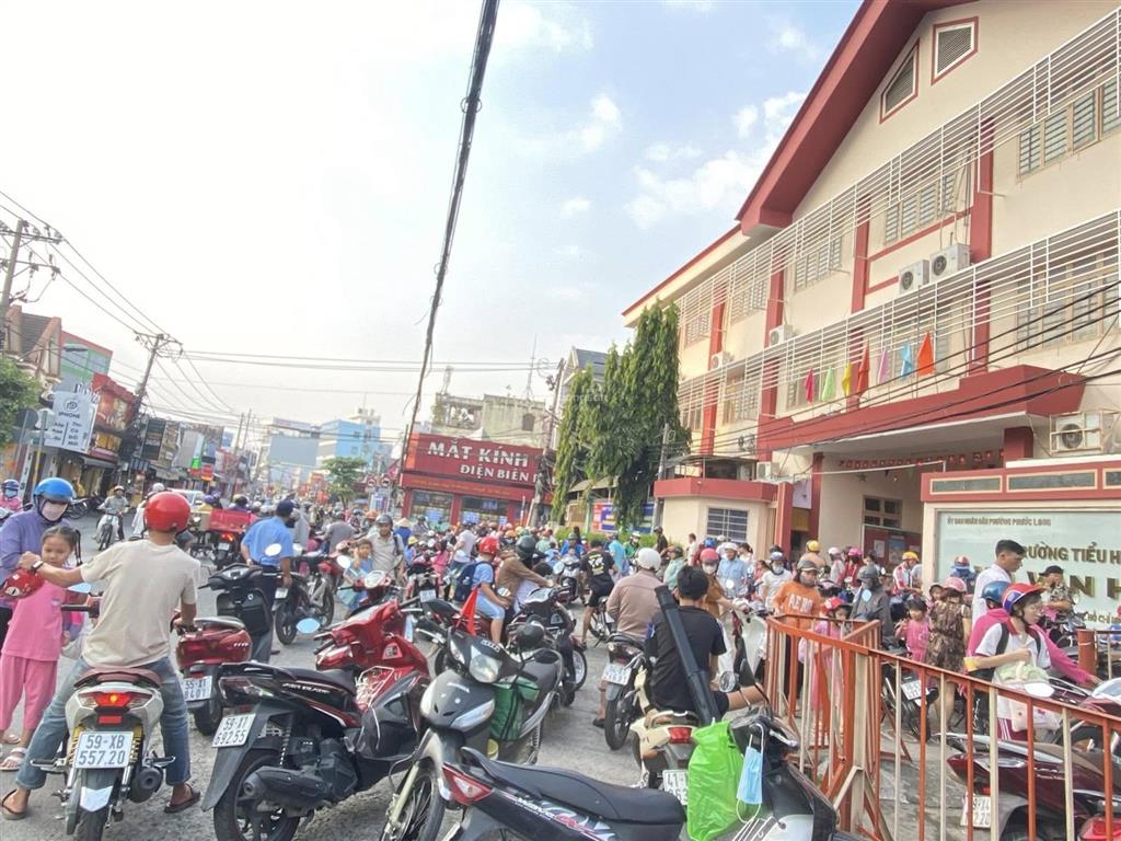Đỗ xuân ,plb,q977m2 tầng đúc4pngara xegần ngã 4 bình thái,ga metro6,95 tỷ