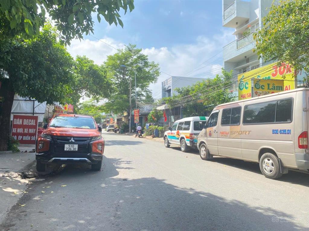 Nhà tây hoà, pla, q9  136m  ô tô thông  ngang khủng 11m  kinh doanh  dòng tiền 200tr  7 tỷ