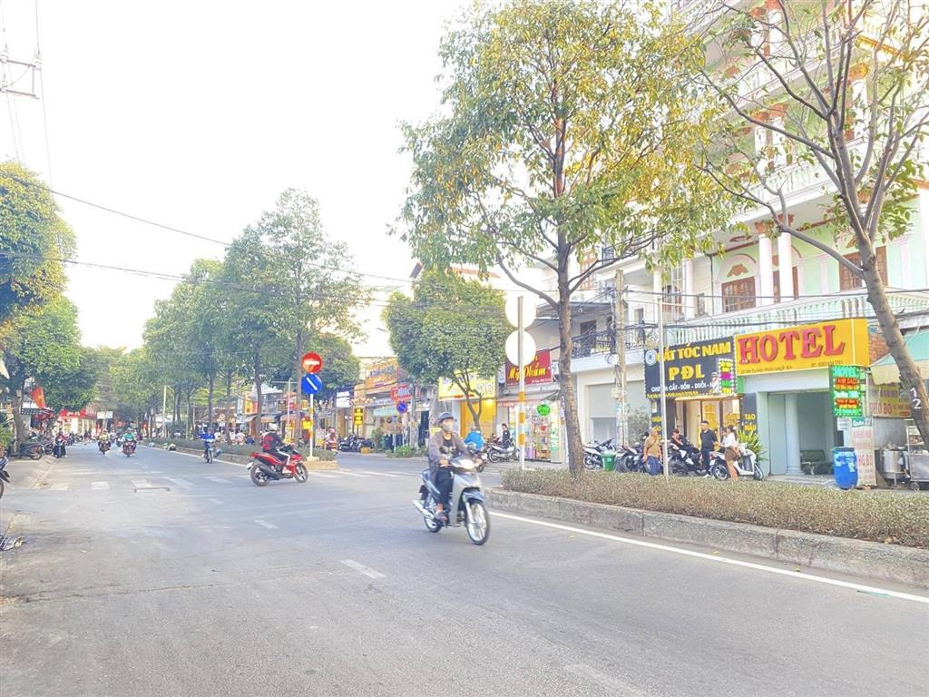 Trần thị điệu,plb,q983m2 tầngoto thôngngang gần 5mngay cđ công thương6,65 tỷ