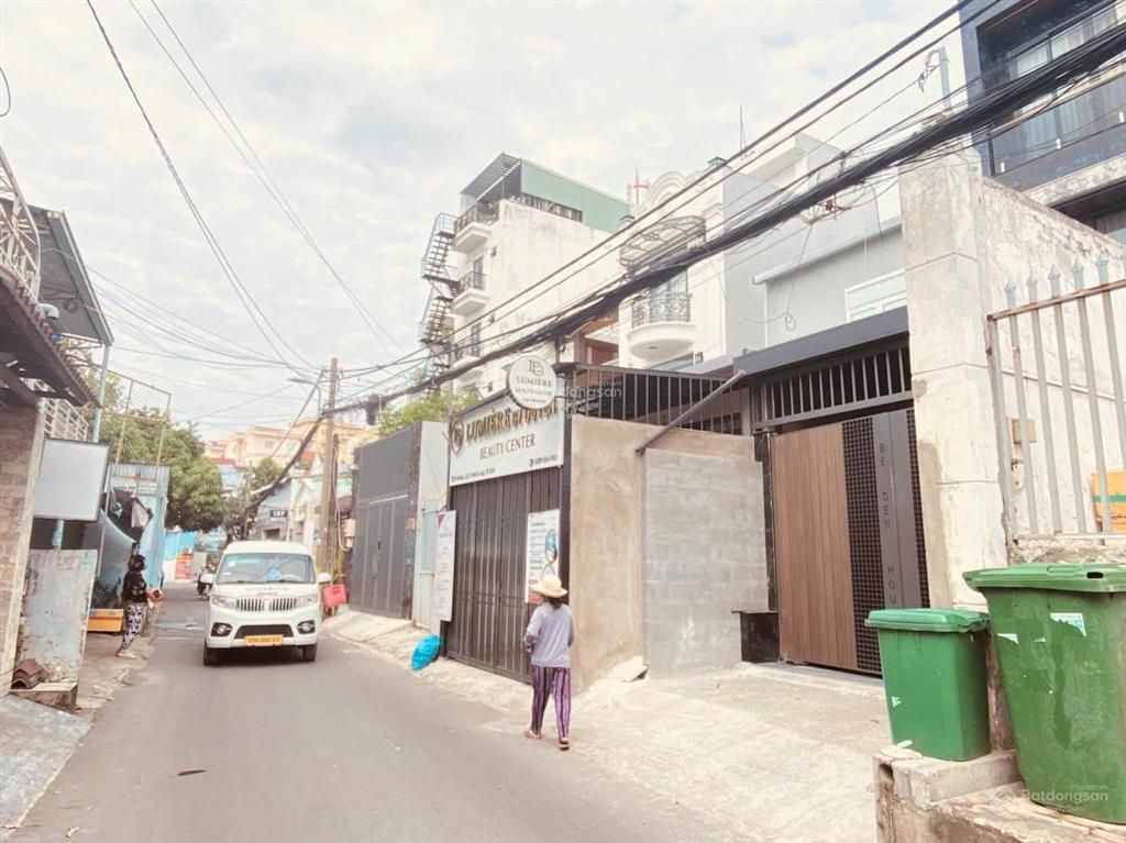Ngay ga metro  4 tầng  dt 5x19  ô tô thông  tây hòa, q9  chỉ 13,x tỷ