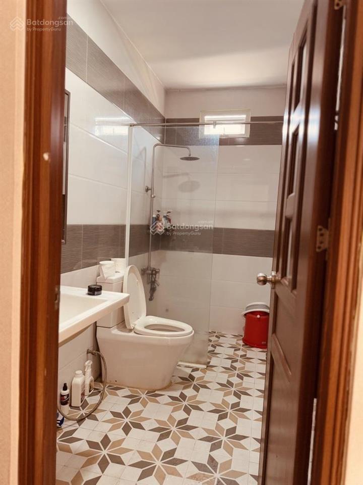 Ngay cao đẳng công thương3 tầngdt 4,7x28đường 10mđỗ xuân hợp,q9 chỉ 14,x tỷ