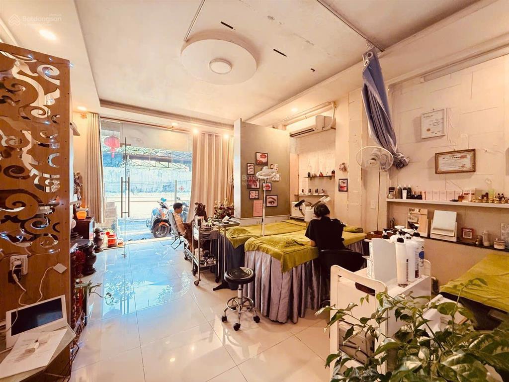 Ngay trường ngô thời nhiệm  2 tầng  dt 4,5x16  đường 7m thông  hồ bá phấn, q9  chỉ 9,x tỷ