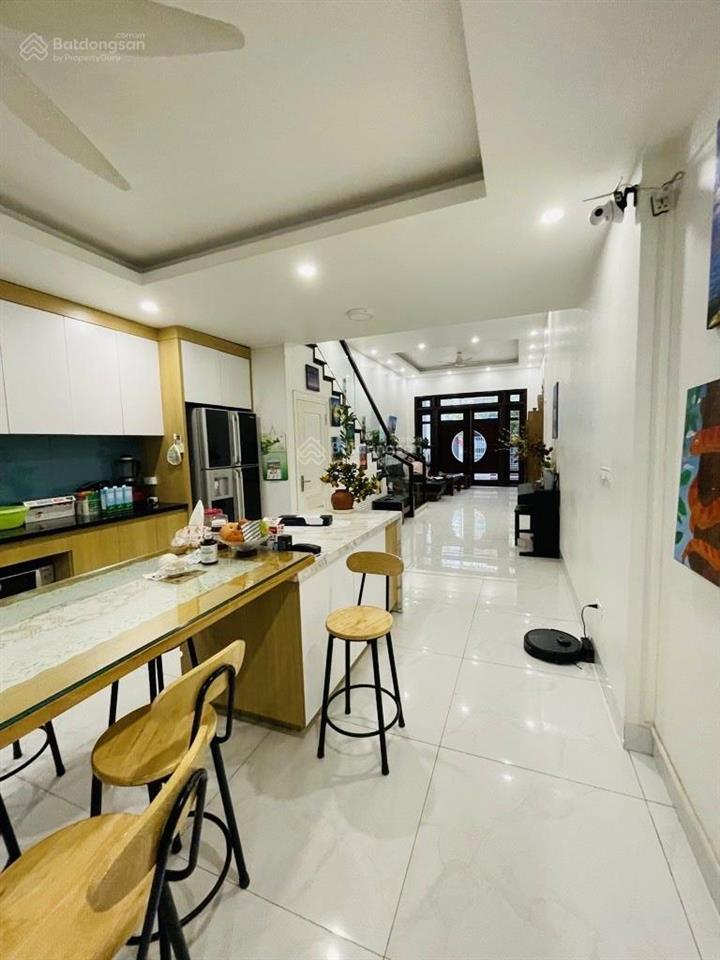 Bán nhà phố nguyễn đình chiểu q. hbt nhà đẹp ngõ thông  sát phố 78m2, 3 tầng, mt 5.6m, 32.5 tỷ tl