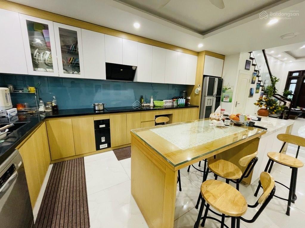 Bán nhà phố nguyễn đình chiểu q. hbt nhà đẹp ngõ thông  sát phố 78m2, 3 tầng, mt 5.6m, 32.5 tỷ tl