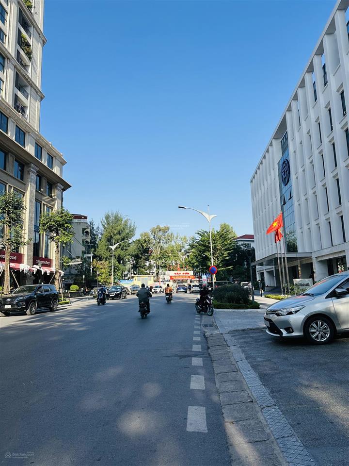 Bán nhà phố nguyễn đình chiểu q. hbt nhà đẹp ngõ thông  sát phố 78m2, 3 tầng, mt 5.6m, 32.5 tỷ tl