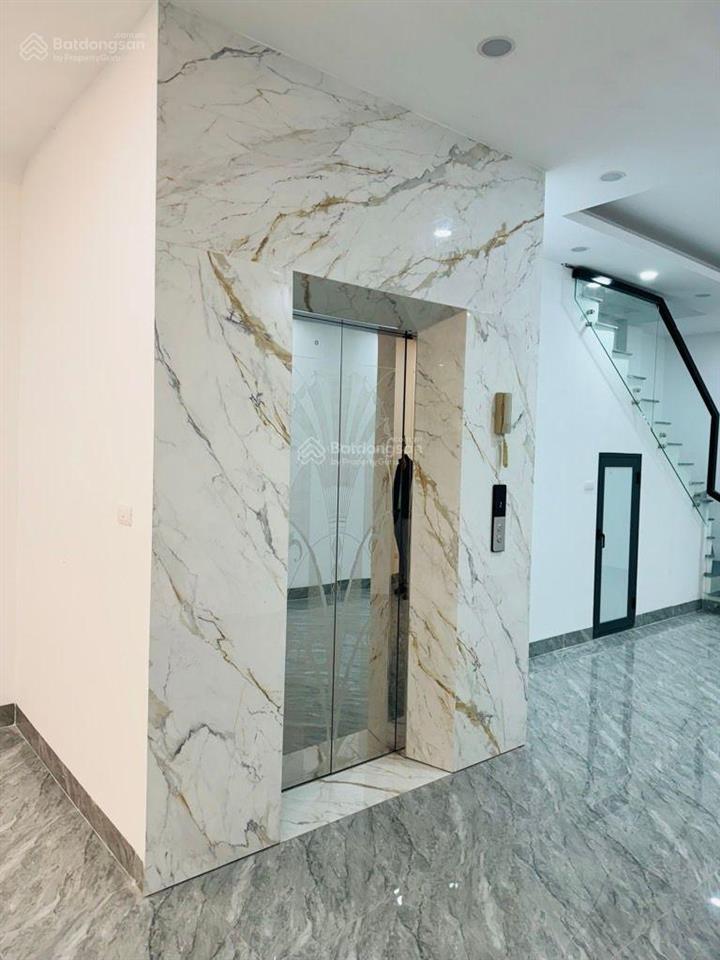 Bán nhà p.lò đúc q.hbtnhà đẹp thang máymột nhà ra phố 38m25 tầng10 tỷ nhỏ0933 118 ***