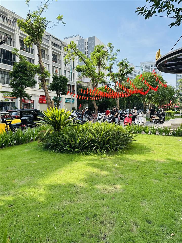 Bán nhà liền kề times cityq.hbtvị trí đẹp có 102kd tấp nậpở vip90m2mt 5m45.x tỷ0933 118 ***