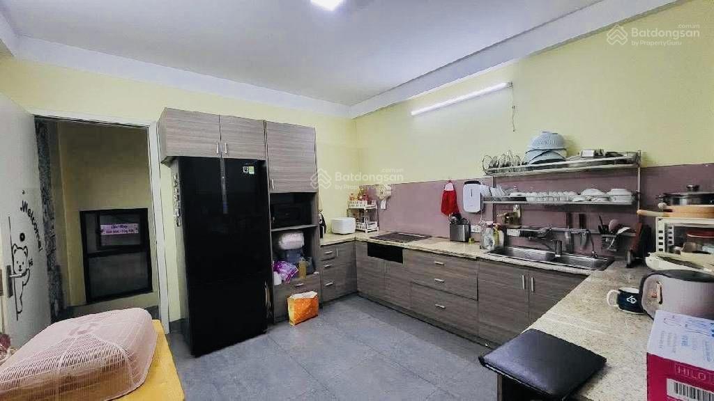 Nhà phố yên lạc q.hbt phân lôô tô tránhngay sát phố  kd văn phòng ở tuyệt vời
31m27.2 tỷ