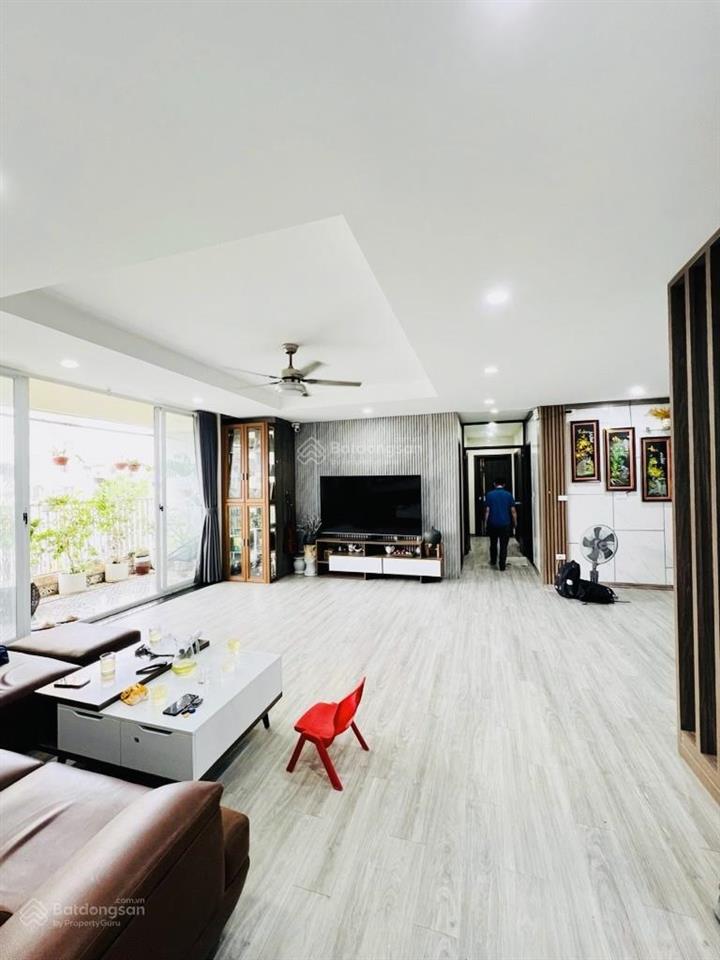 Bán căn hộ chung cư mặt phố hoa lư gần vincom bà triệu q. hbt căn góc thoáng 3 pn 11.2tỷ 0933 118 ***