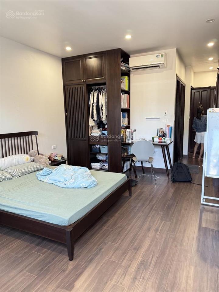 Bán nhà phố bạch mai q. hbtnhà đẹpdân xây chắc chắn 5m ra ô tô 38m2 6 tầng11.3 tỷ 0933 118 ***