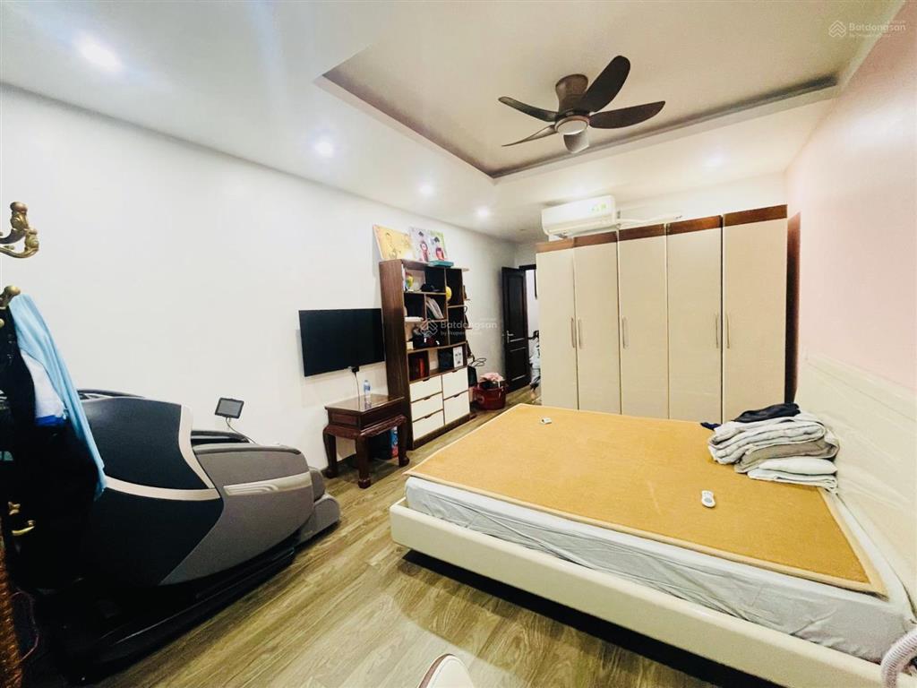 Bán nhà phố lê thanh nghị q. hbtnhà đẹpgần phốô tô đỗ cổng  39m2mt 4.3m6 tầng 11.2tỷ