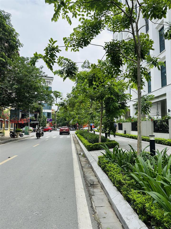 Bán nhà p.nguyễn đình chiểu
q.hbtko quy hoạch, vài phút đi bộ sang cv thống nhất dt 58m213 tỷ