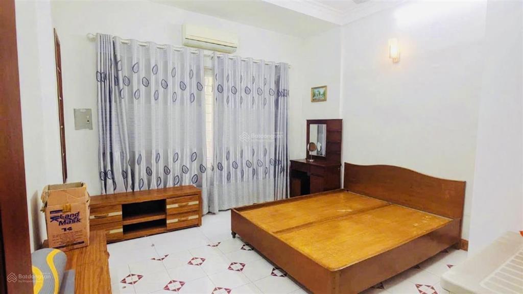 Bán nhà trần khát chân q.hbtvị trí đẹp5m thẳng tắp ra phố ô tô vào nhà 45m2 11.9 tỷ 0933 118 ***