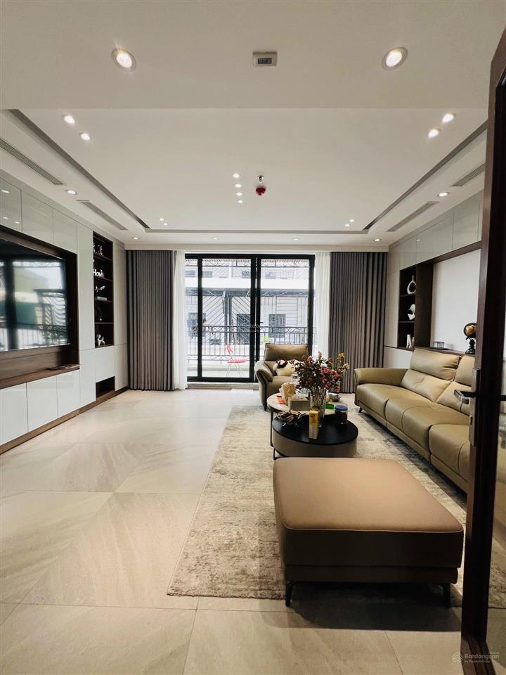 Bán nhà phố bạch mai q.hbt nhà ngay sát phố ko quy hoạch nội thất giá trị36m26 tầng11 tỷ.x nhỏ