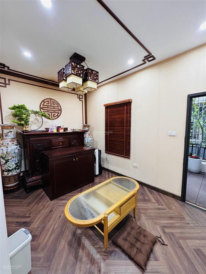 Bán nhà phố bạch mai q.hbt nhà ngay sát phố ko quy hoạch nội thất giá trị36m26 tầng11 tỷ.x nhỏ