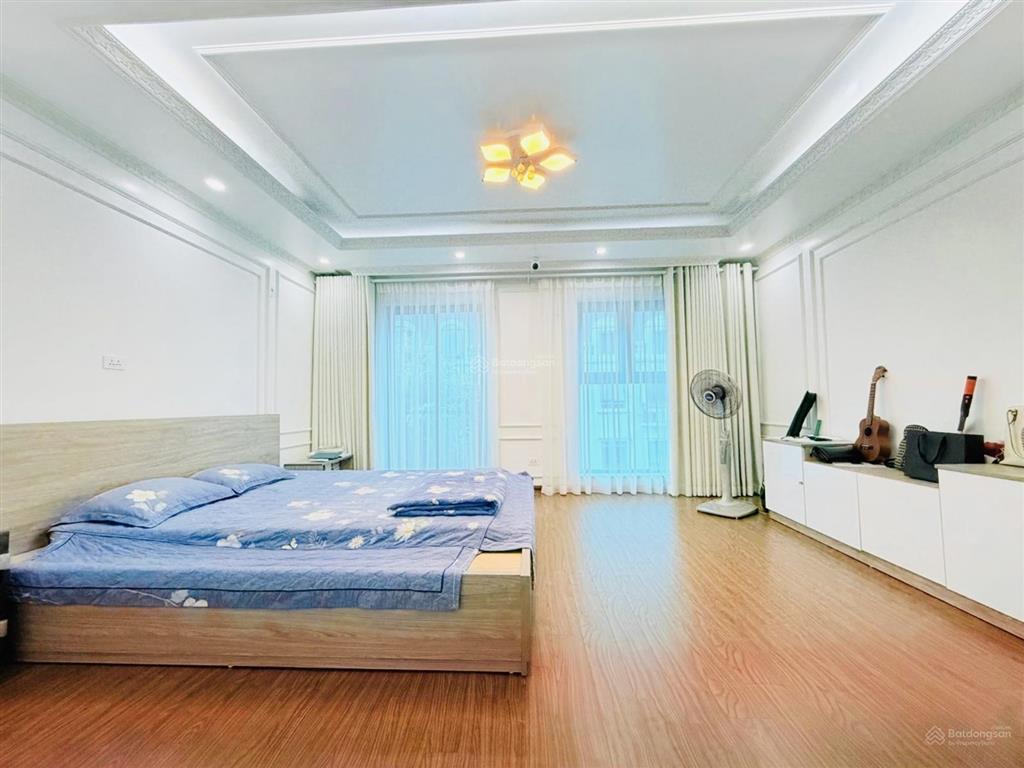 Bán nhà lacasta văn phú q.hà đông hai mặt tiền rộng thoáng  ô tô dừng đỗ  75m2 mt 5m  24.x tỷ
