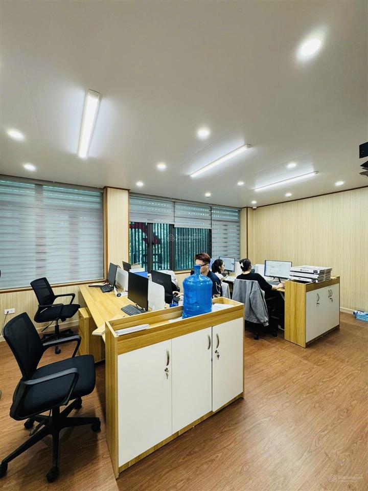 Bán nhà phố trần đại nghĩa q. hbt  phân lô  ô tô dừng đỗ  103m2  mặt tiền 8,5m2. 36,x tỷ còn tl