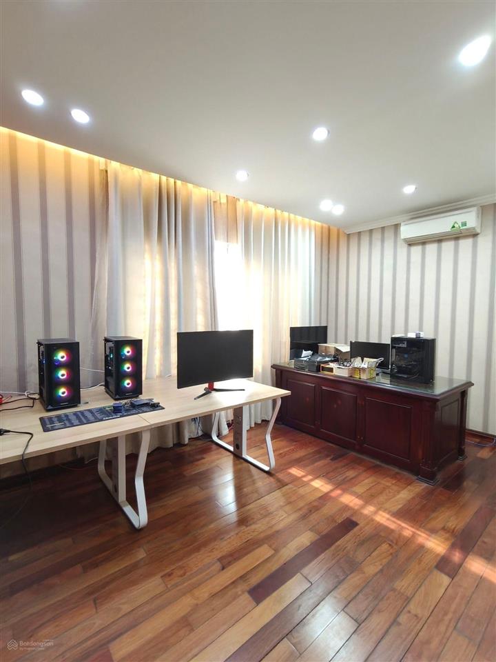 Bán nhà phố trần đại nghĩa q. hbt  phân lô  ô tô dừng đỗ  103m2  mặt tiền 8,5m2. 36,x tỷ còn tl