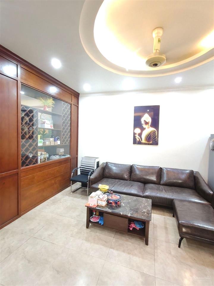 Bán nhà phố lò đúc q.hai bà trưng lô góc phân lô  ko quy hoạch 45m2 5 tầng mt 5.2m 11tỷ nhỉnh nhỏ