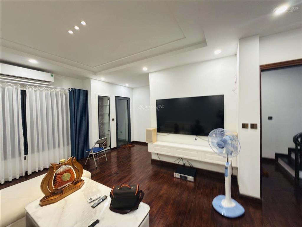 Bán nhà phố võ thị sáu q. hbt  phân lô, gần hồ kinh doanh văn phòng 50m2 mt 4m 19.8 tỷ còn tl