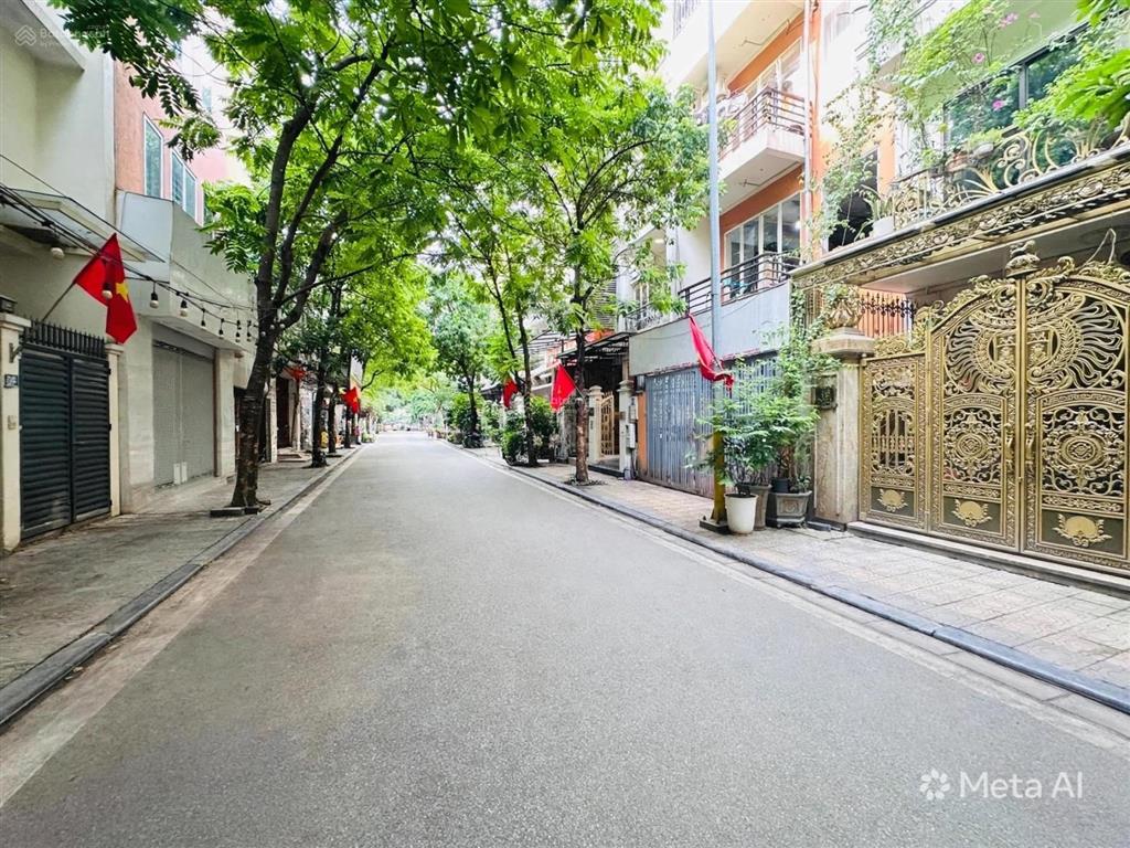 Bán nhà liền kề times cityq. hbtô tô tránh kinh doanh sầm uất ngày đêm 86m2 mt 5m 39.x tỷ