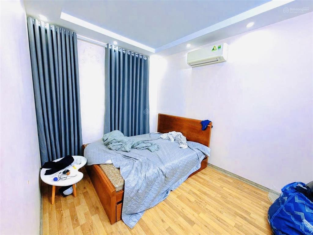 Bán nhà phố lương yên q.hbt nhà mới đẹp hai mặt thoáng ngõ thông gần phố45m26 tầng12.x tỷ nhỏ