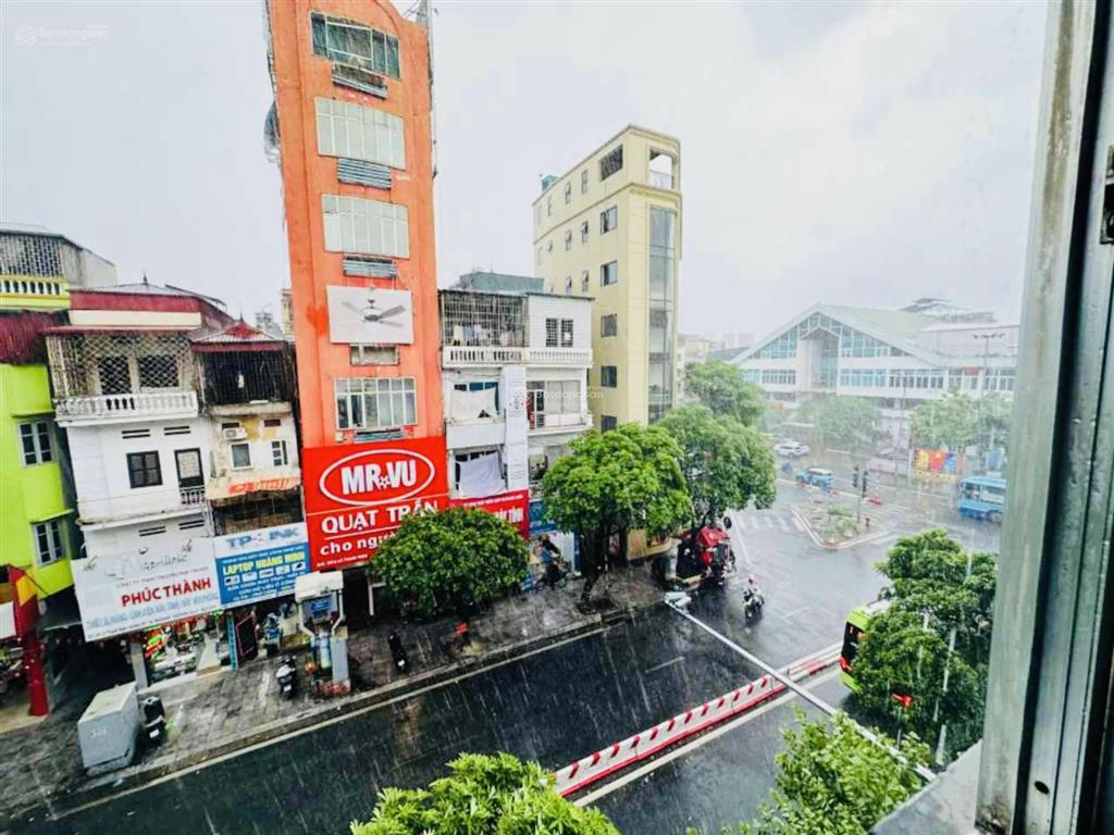 Bán nhà mặt phố lê thanh nghị q.hbt  mặt tiền lớn kinh doanh đỉnh 30m2 5 tầngmt 6.8m 15.6 tỷ