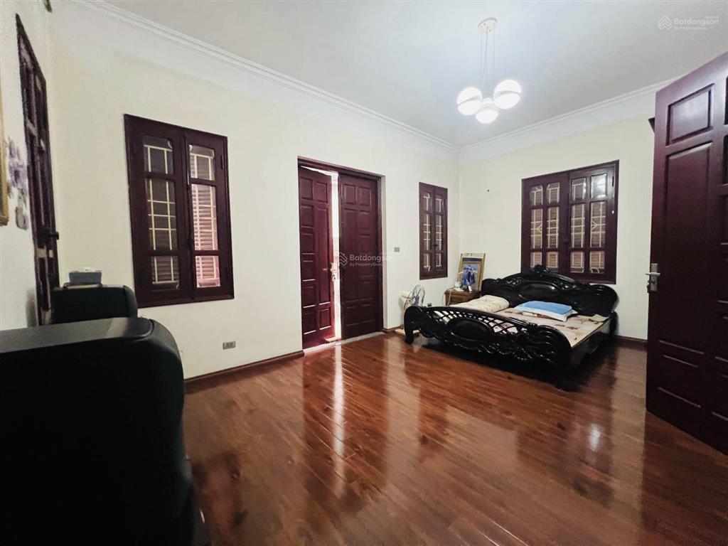 Bán nhà mặt phố lê thanh nghị q.hbt  mặt tiền lớn kinh doanh đỉnh 30m2 5 tầngmt 6.8m 15.6 tỷ